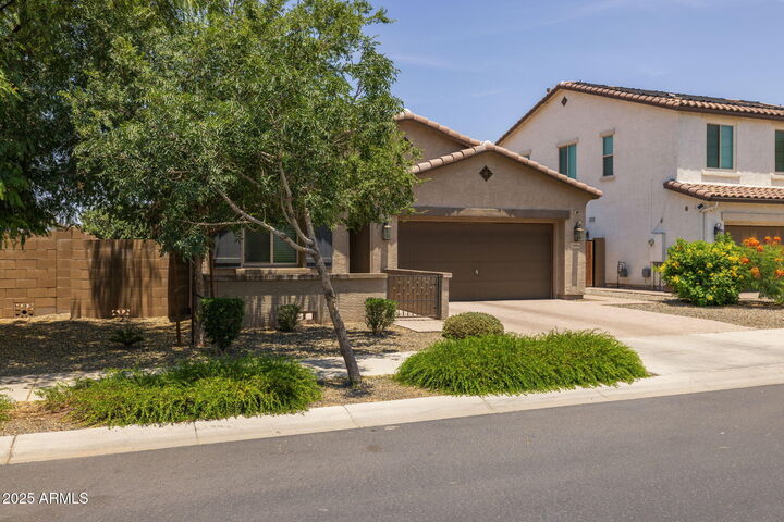 Property Photo:  20904 E Swan Drive  AZ 85142 