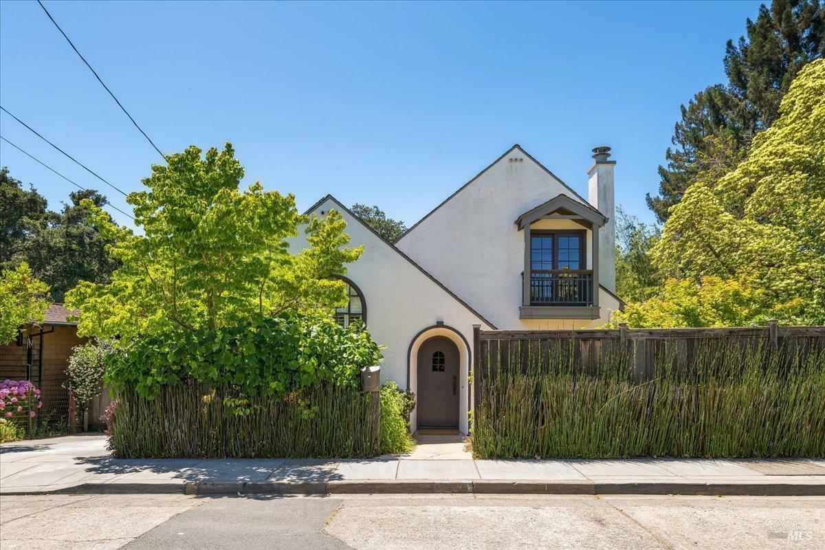 136 Calumet Avenue  San Anselmo CA 94960 photo