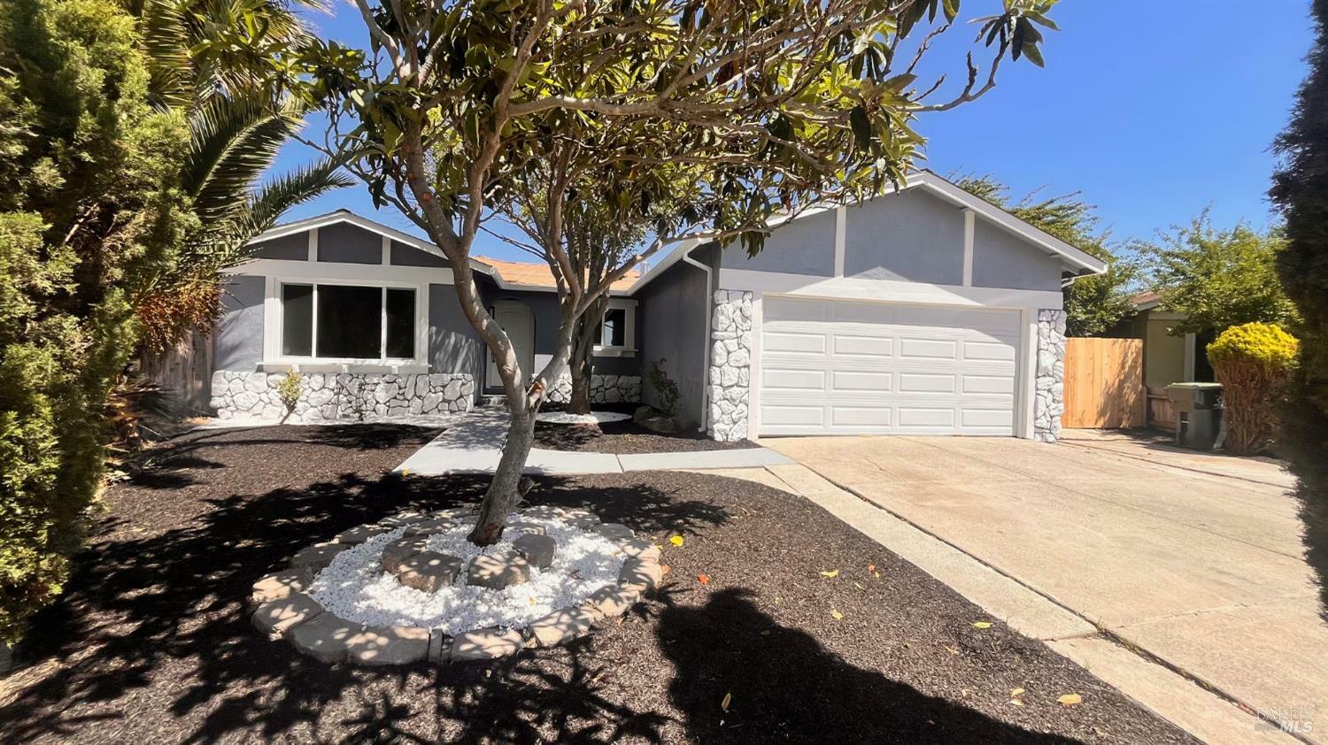 Property Photo:  50 Montego Court  CA 94585 