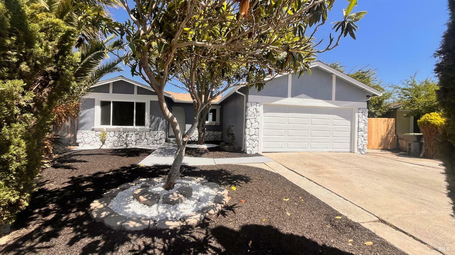 Property Photo: 50 Montego Court CA 94585