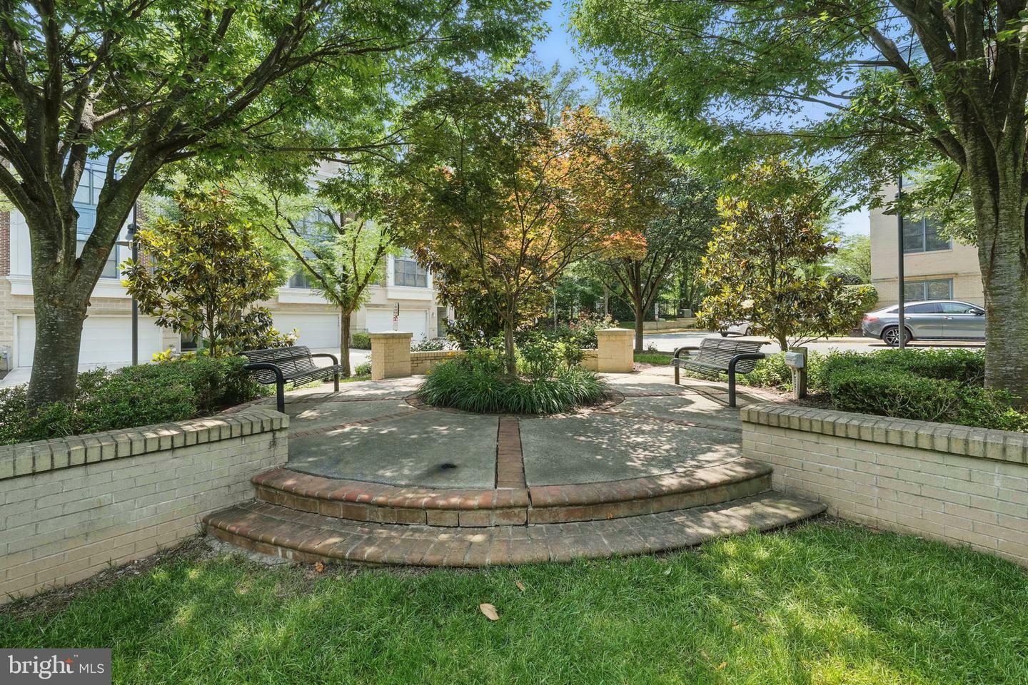 Property Photo: 4109 Halsted Street VA 22033