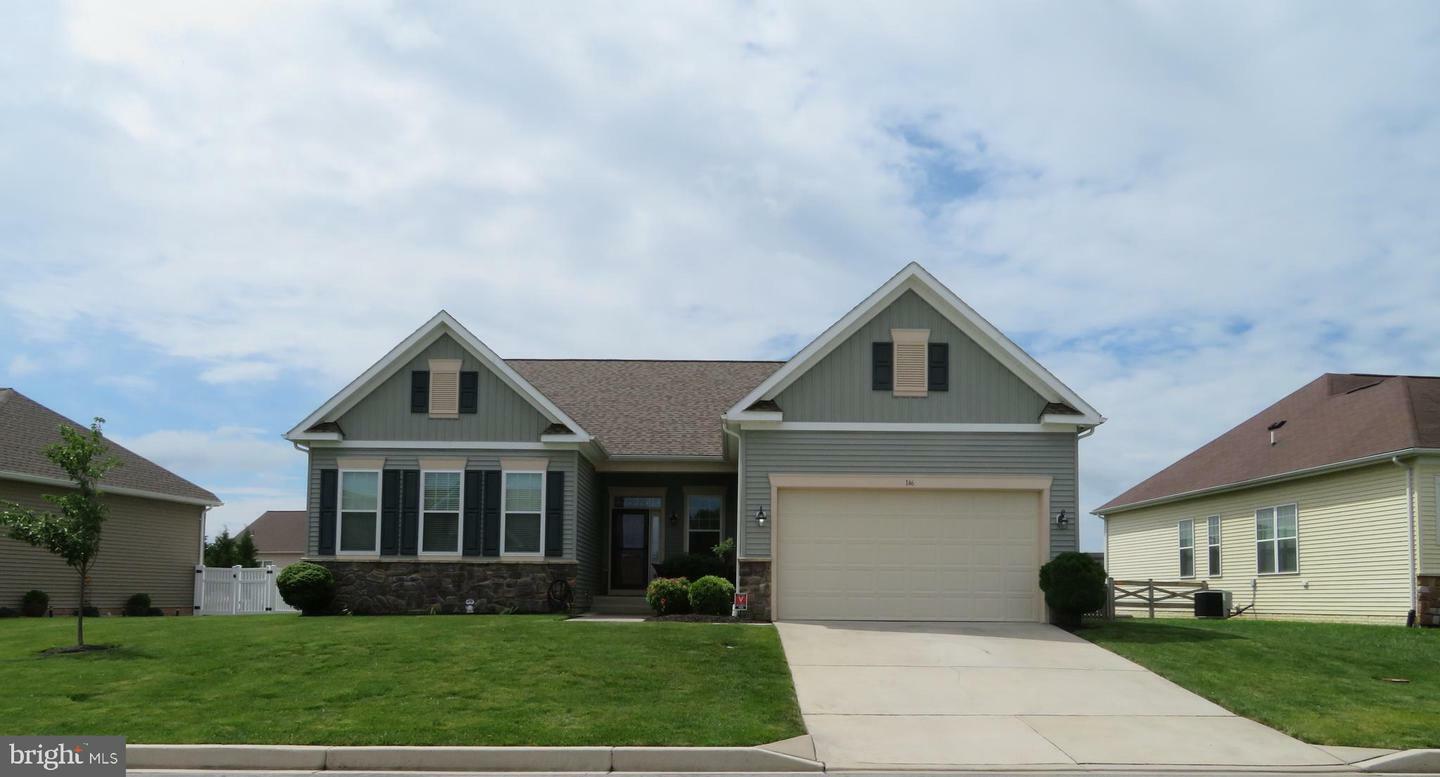 Property Photo: 146 Serpentine Way WV 25405