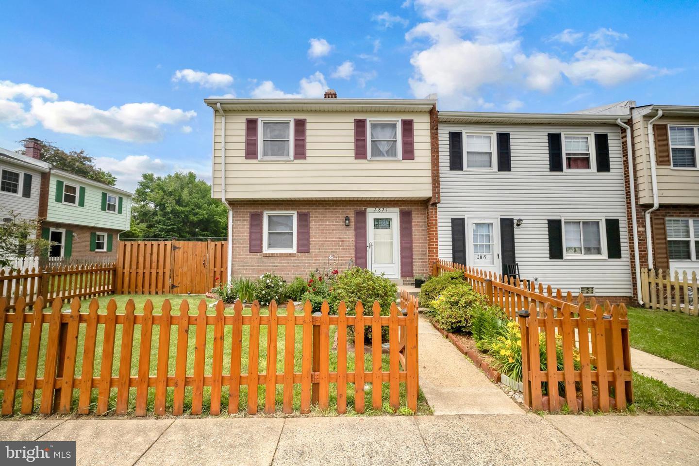 Property Photo: 2821 Banks Court VA 22026