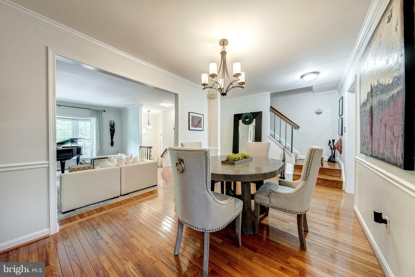 Property Photo: 9312 Silver Mill Place VA 22031