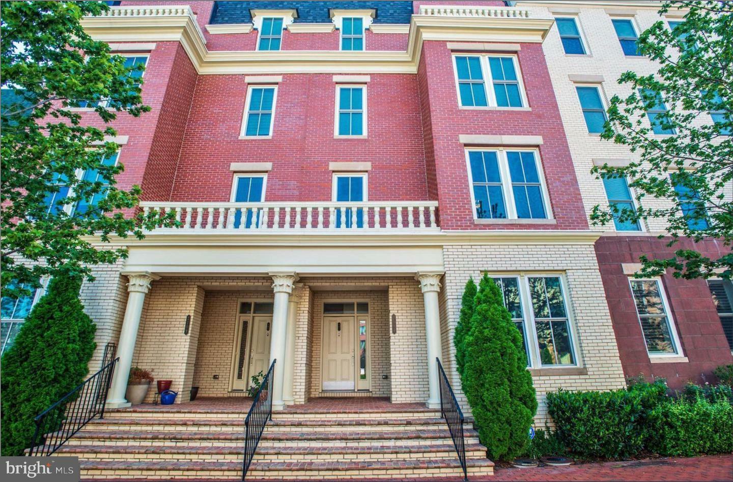 Property Photo: 2107 Main Line Boulevard 101 VA 22301