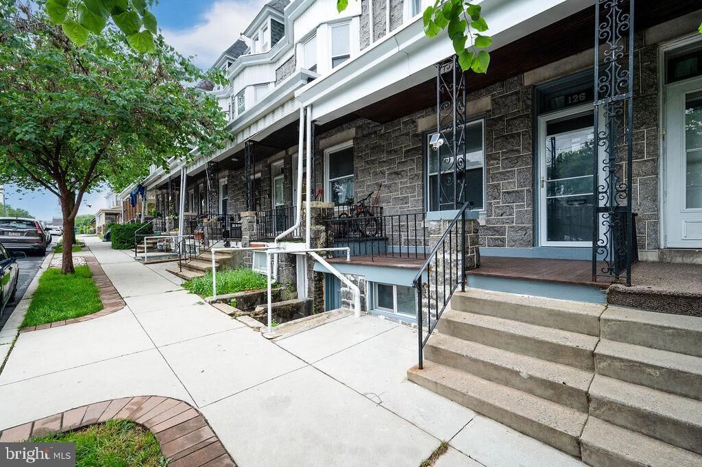 Property Photo:  126 S 6th Avenue  PA 19611 