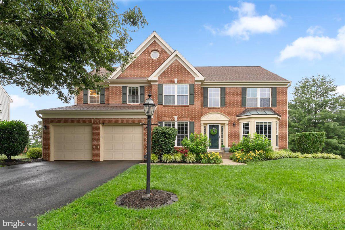 Property Photo: 19955 Alexandras Grove Drive VA 20147