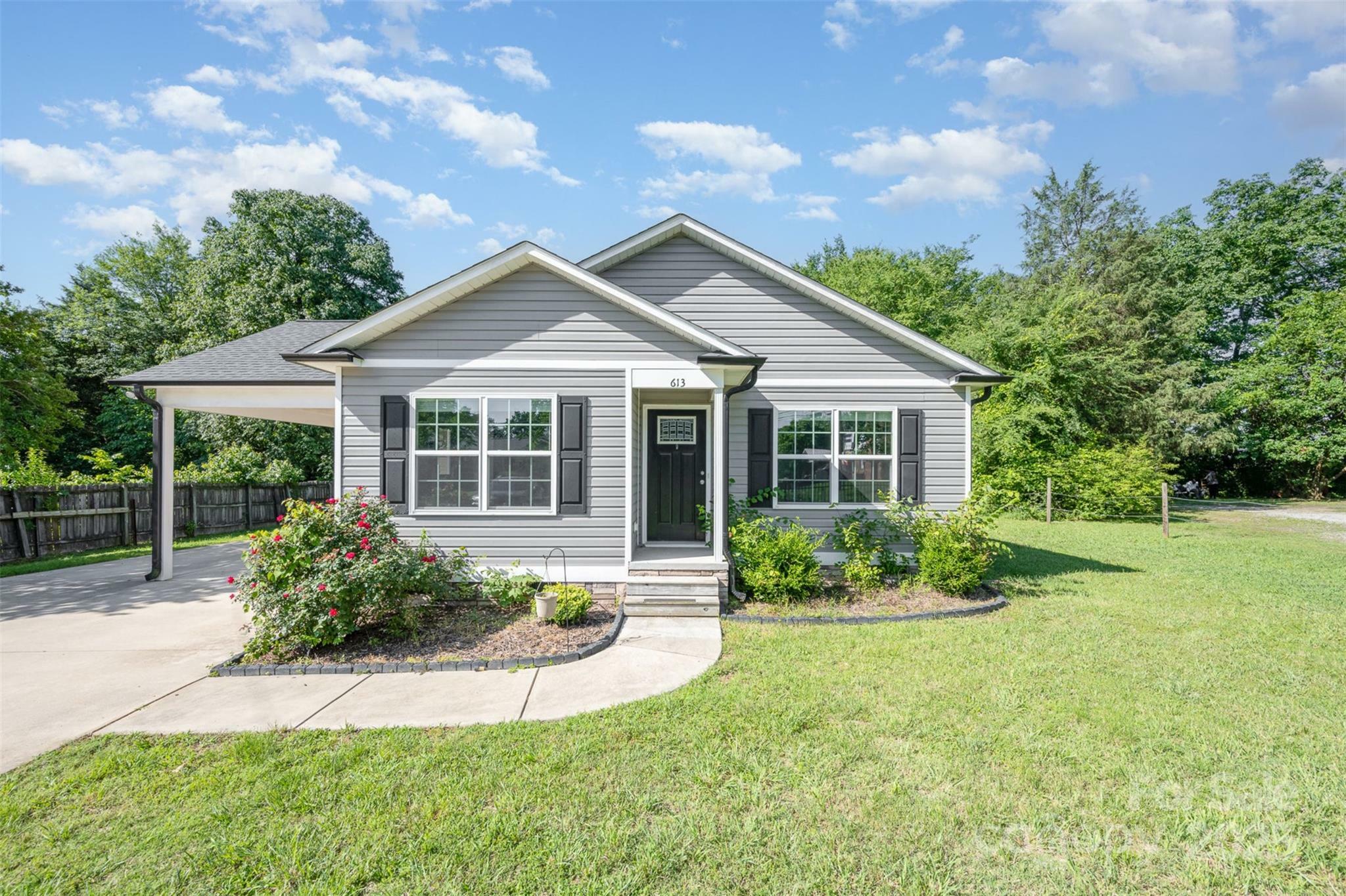 Property Photo: 613 Gold Hill Drive NC 28146