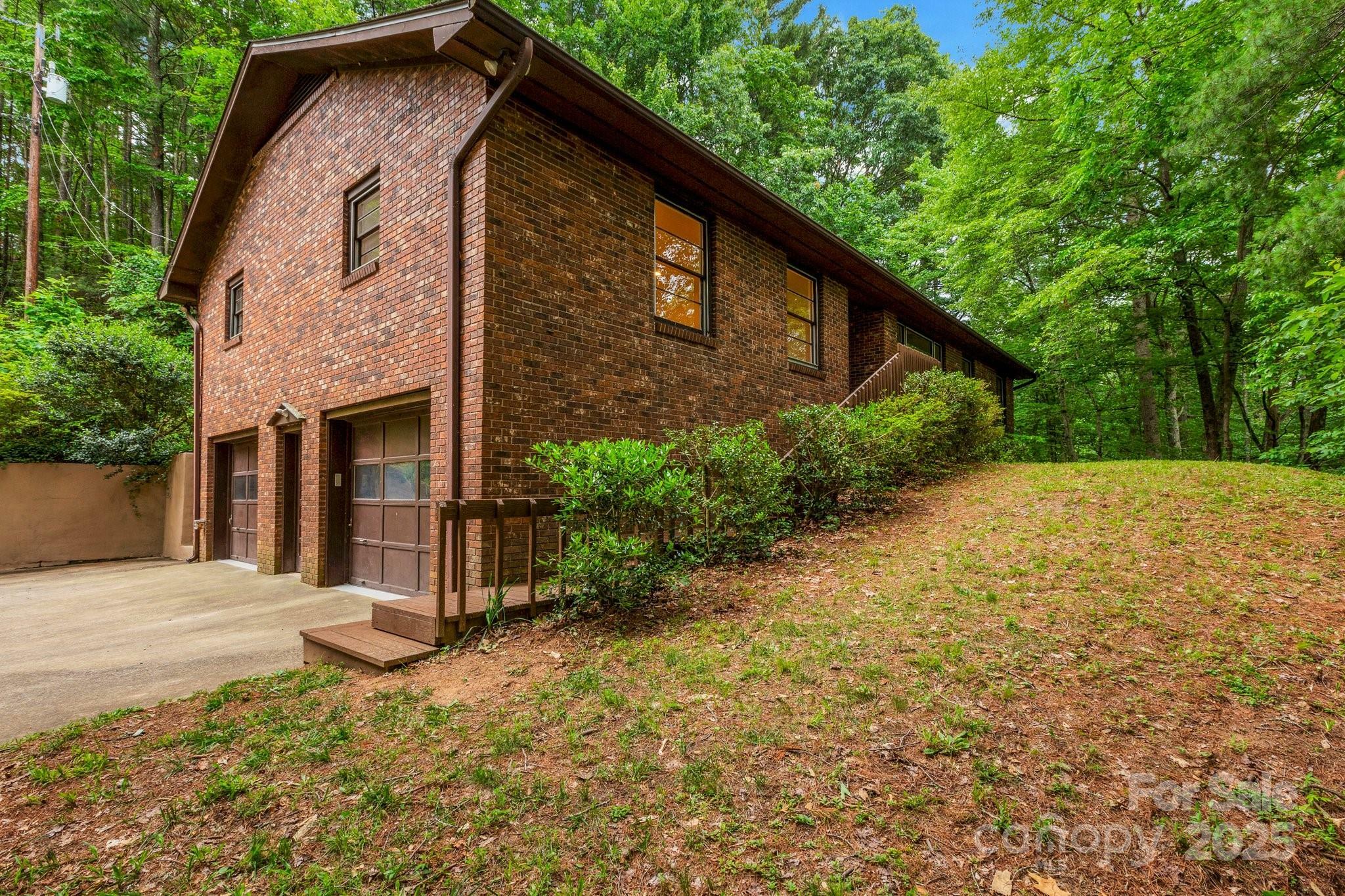 137 Flynn Branch Road  Asheville NC 28804 photo