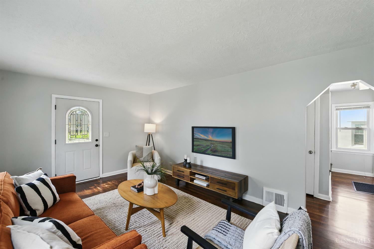 Property Photo: 1290 Burney Lane OH 45230