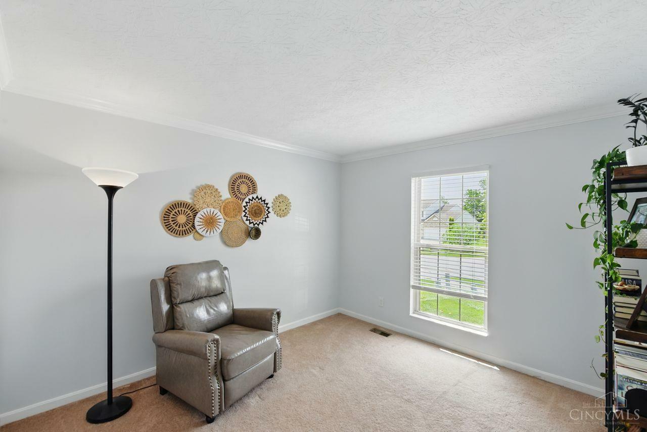 Property Photo: 328 Saratoga Court OH 45036
