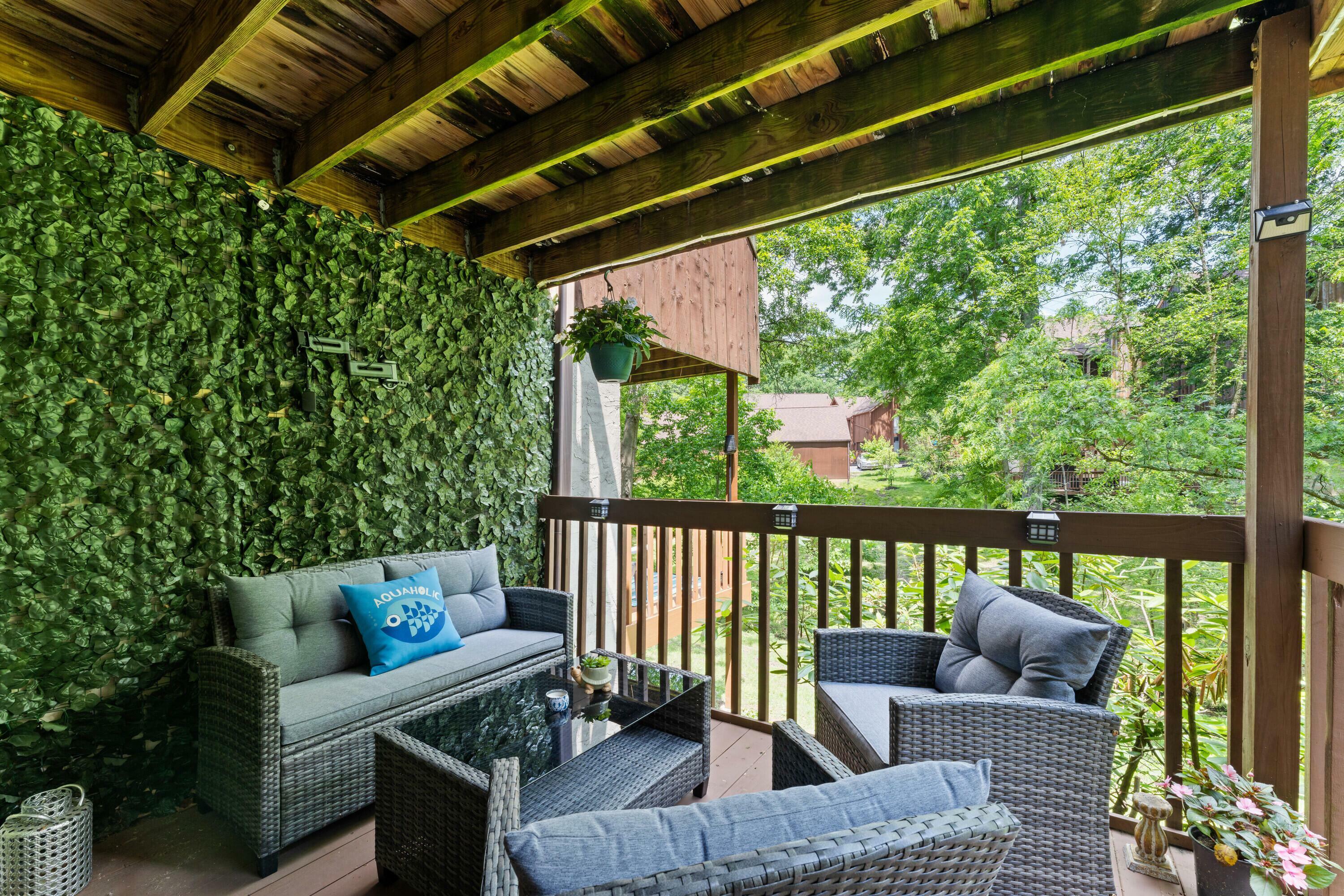 Property Photo: 4960 Wintersong Lane OH 43081