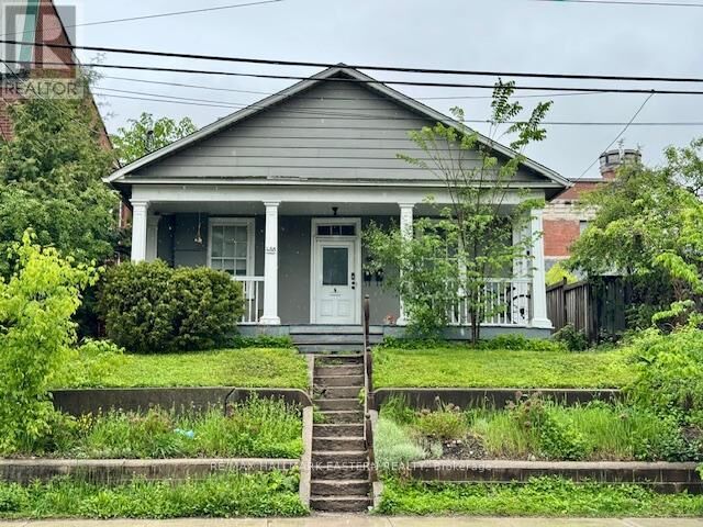 488 Aylmer Street North  Peterborough (Town Ward 3) ON K9H 3W5 photo