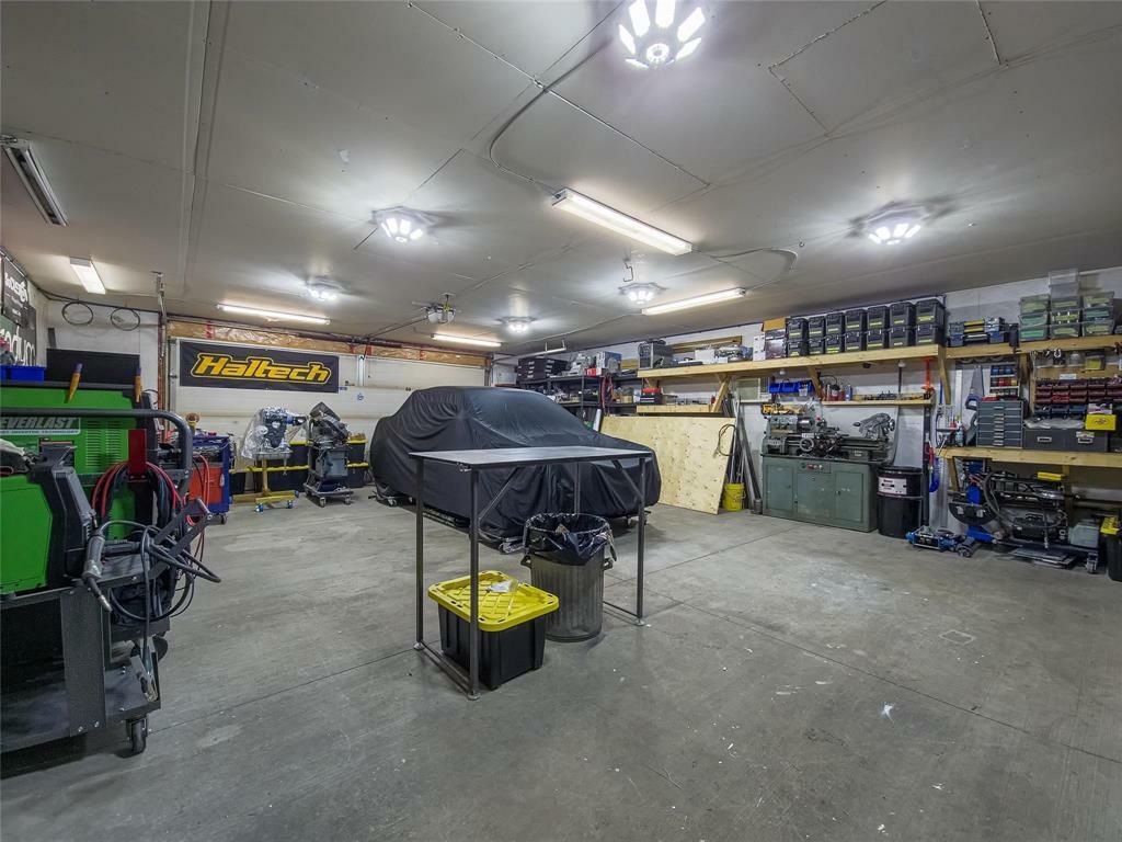Property Photo: 45 Buttercup Bay MB R7B 1G2