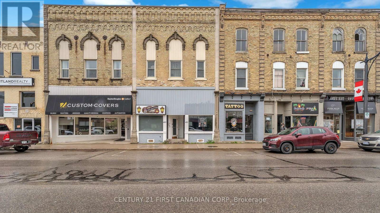 Property Photo: 413 Main Street South 2 ON N0M 1S2