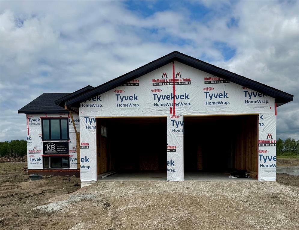 Property Photo: 32 Reed Cove MB R0E 0A0