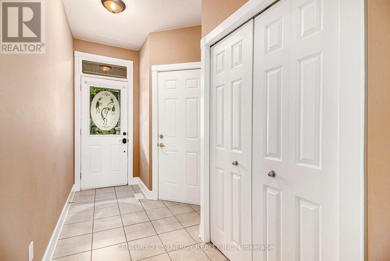 Property Photo: 133 Royal Landing Gate ON K0G 1J0