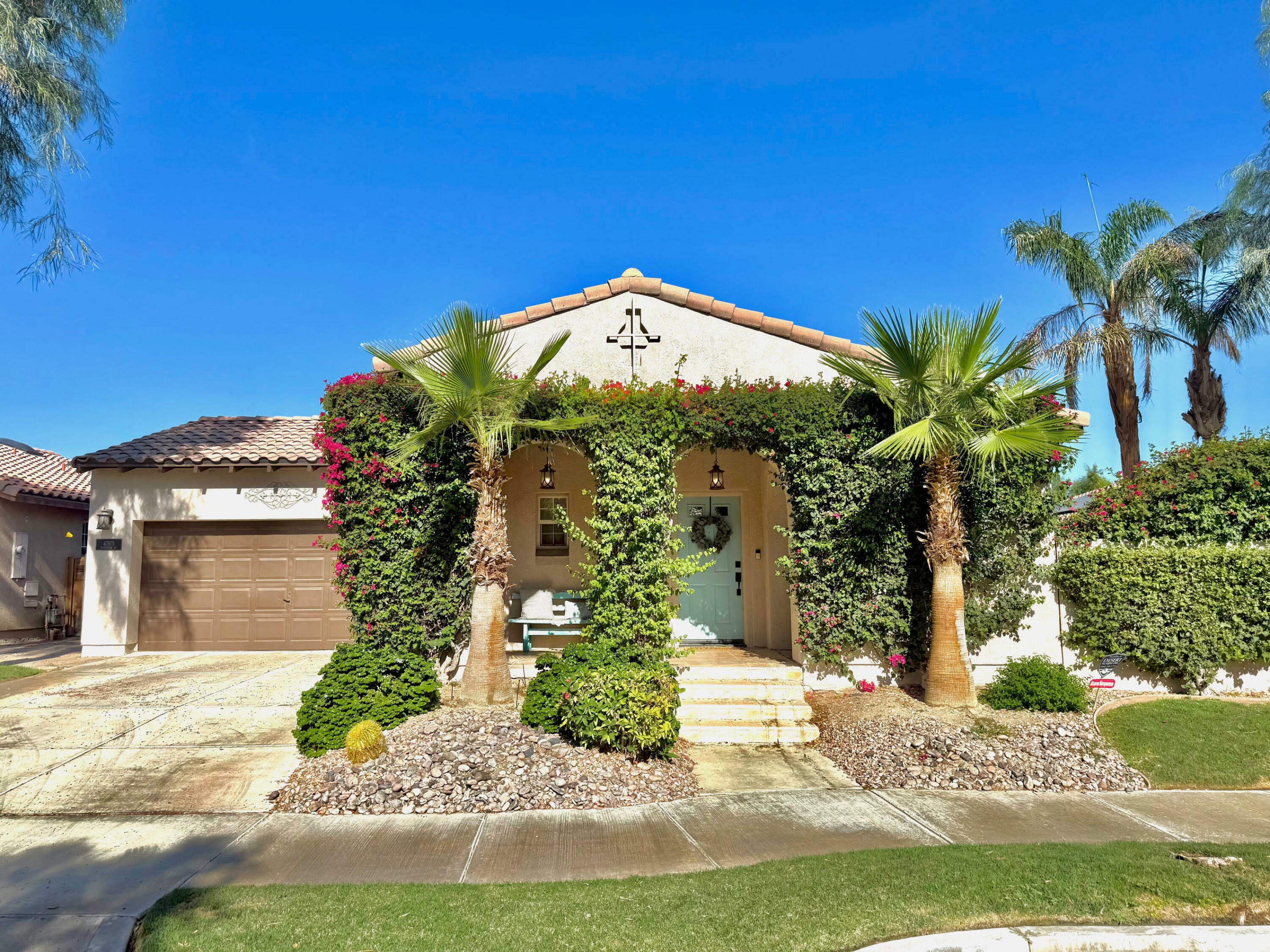 47875 Silverberry Street  La Quinta CA 92253 photo