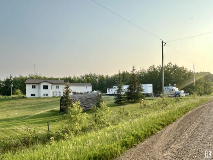 20029 Twp Rd 514  Rural Beaver County AB T0B 4J0 photo