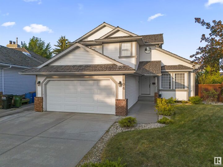 604 Burgess Close NW  Edmonton AB T6R 1Z7 photo