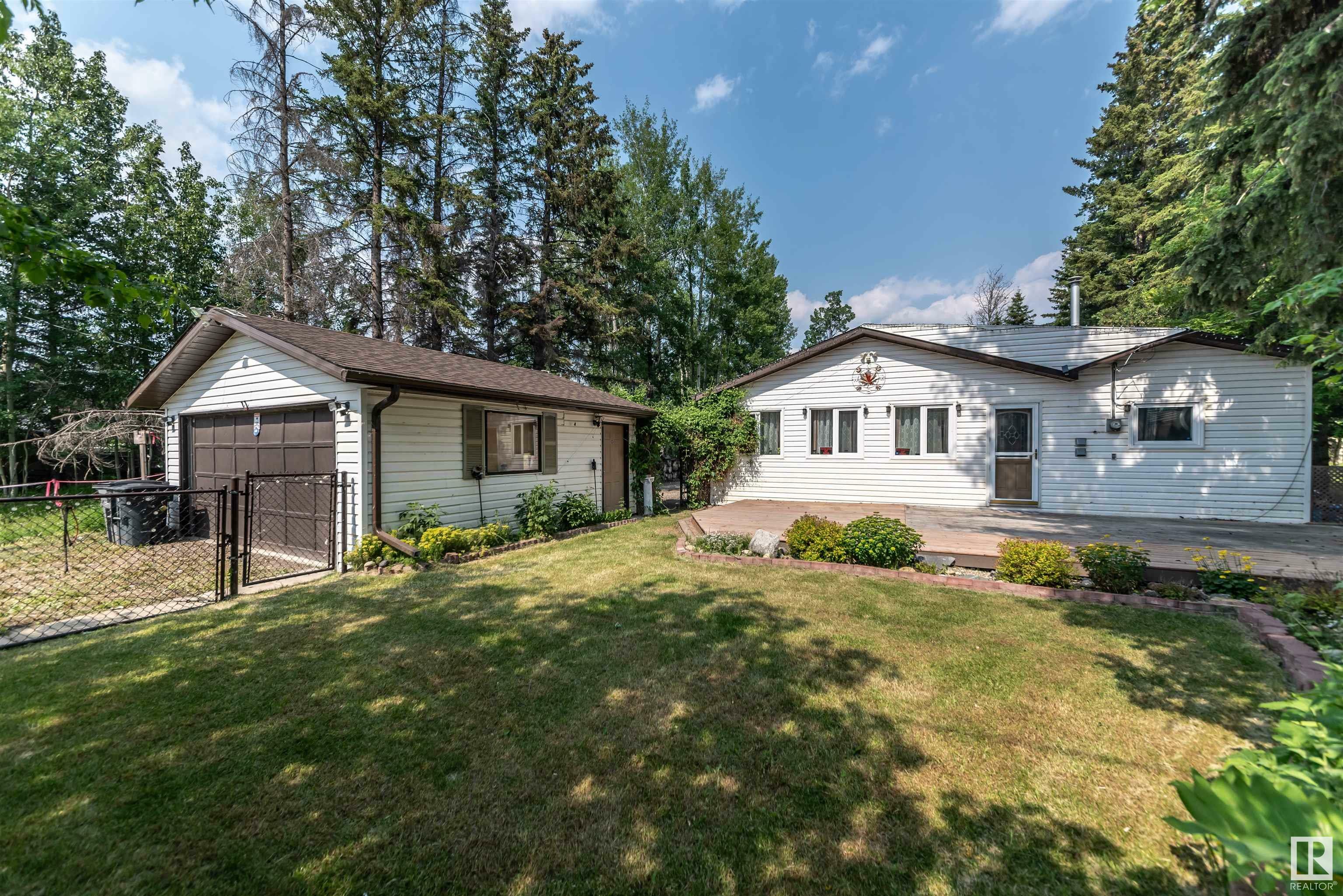 4824 53 Street  Rural Lac Ste. Anne County AB T0E 0A0 photo