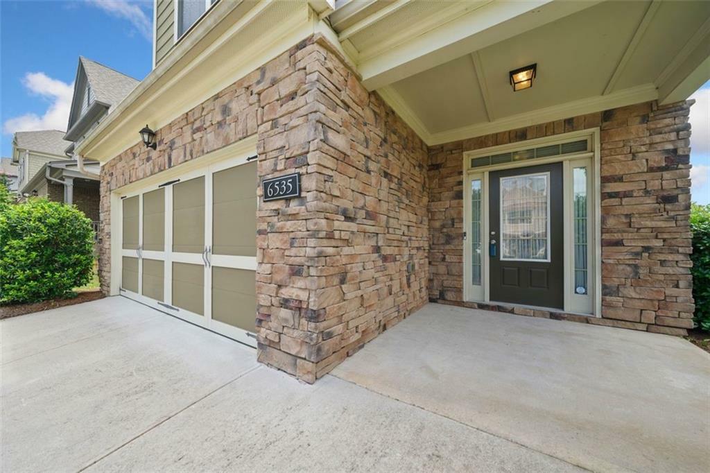 Property Photo: 6535 Crosscreek Lane GA 30542