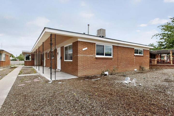 Property Photo: 1129 Georgia Street SE NM 87108
