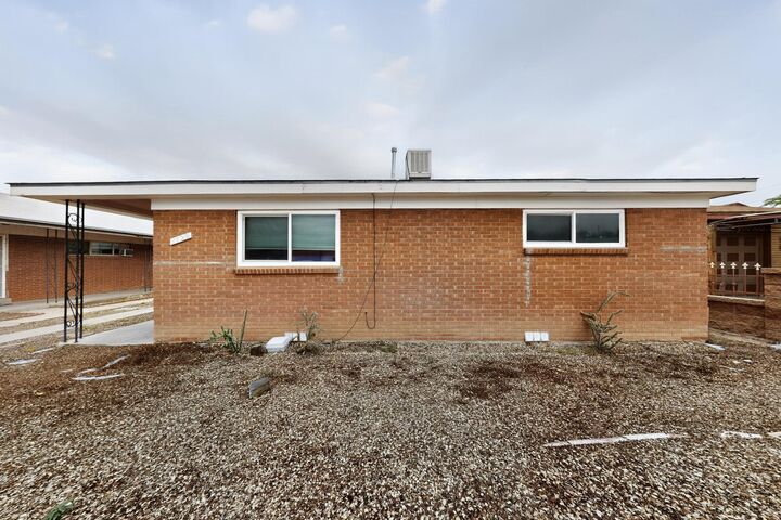 Property Photo: 1129 Georgia Street SE NM 87108