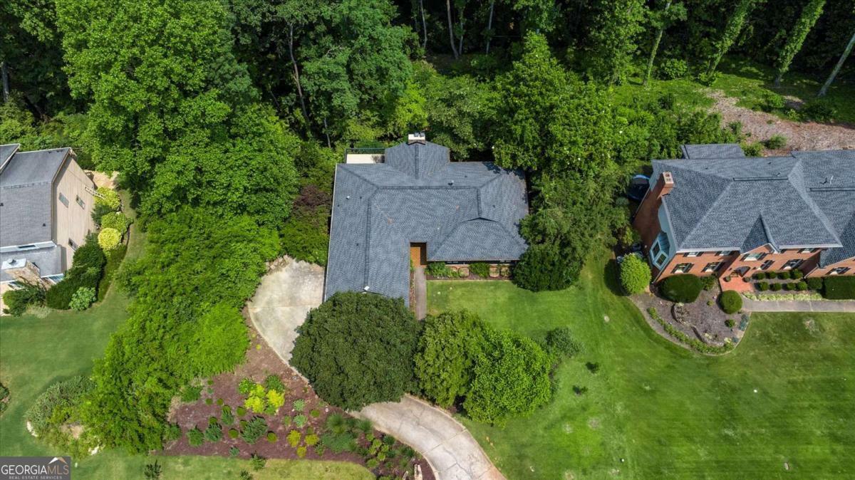 Property Photo: 11785 Mountain Laurel Drive GA 30075