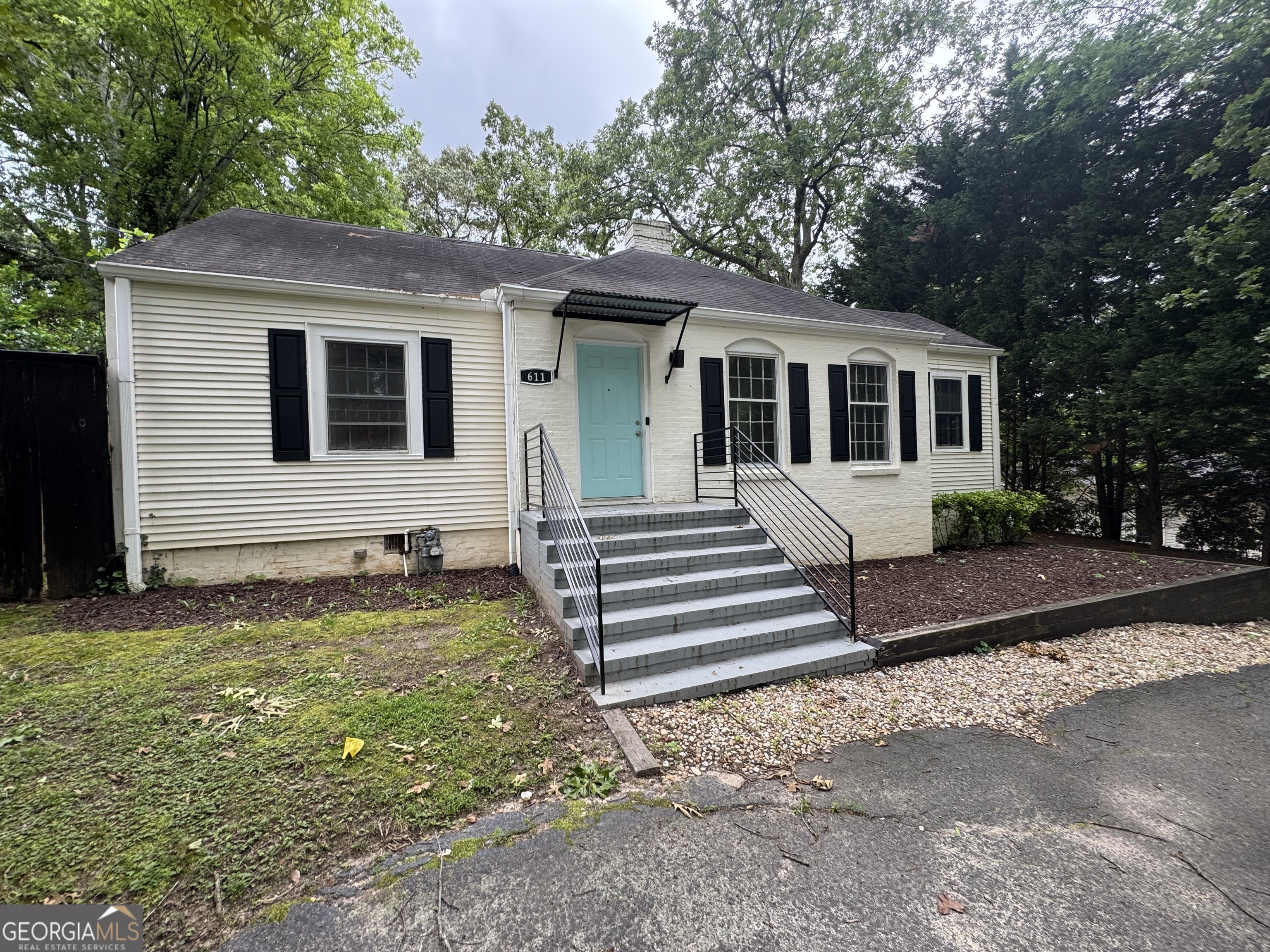 Property Photo: 611 Darlington Road NE GA 30305
