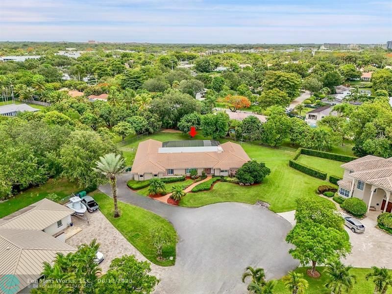 Property Photo:  11000 SW 75th Ct  FL 33156 