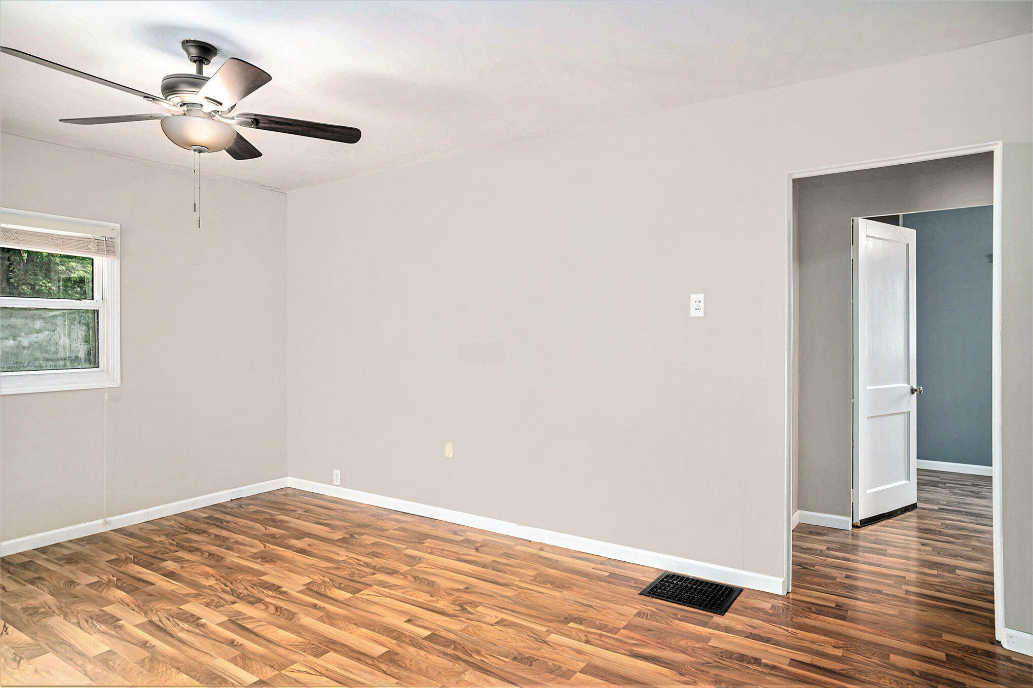 Property Photo: 608 Oak Street IN 46383