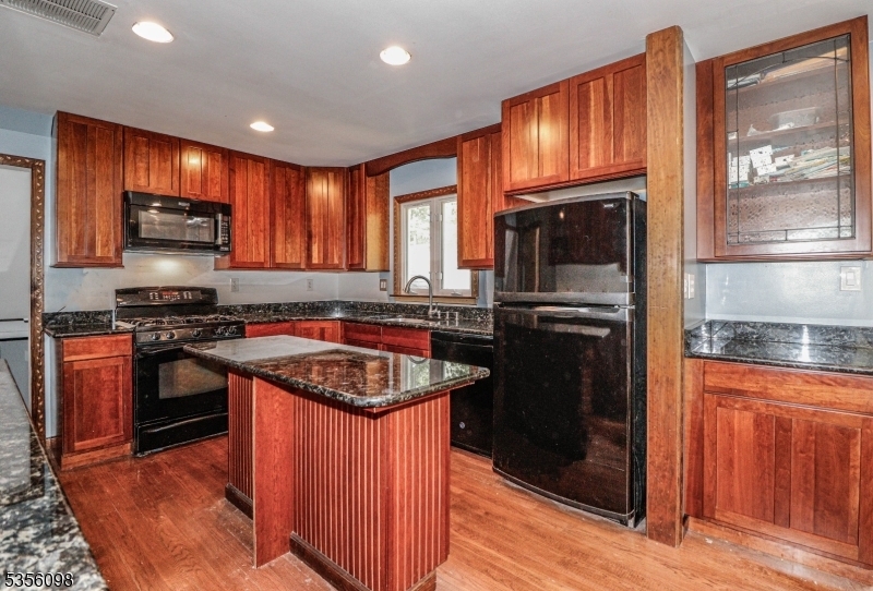 142 Timber Dr  Berkeley Heights Twp. NJ 07922 photo