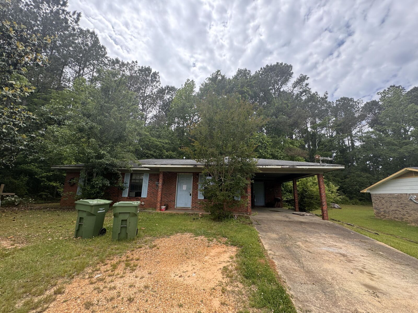 Property Photo:  419 Hunt Ave  MS 39339 