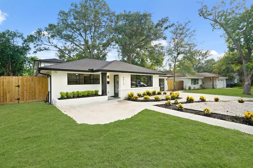 Property Photo: 4813 Hummingbird Street TX 77035