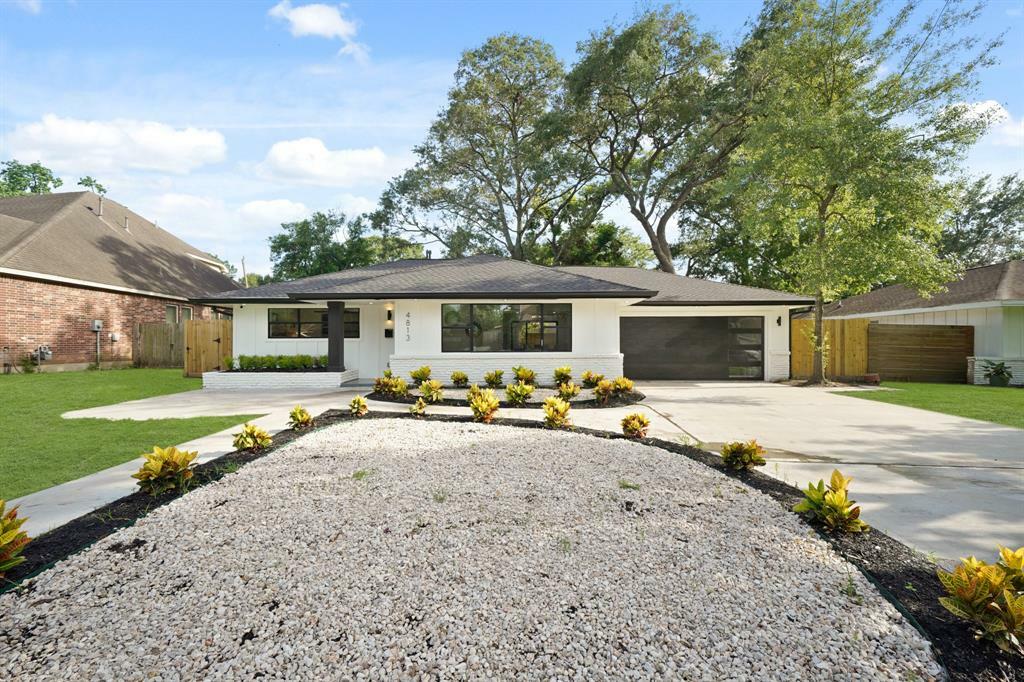 Property Photo: 4813 Hummingbird Street TX 77035