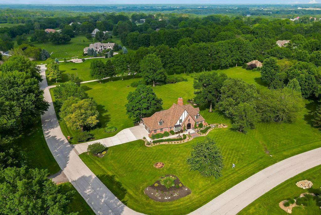 Property Photo: 18061 Berry Hill Drive KS 66085