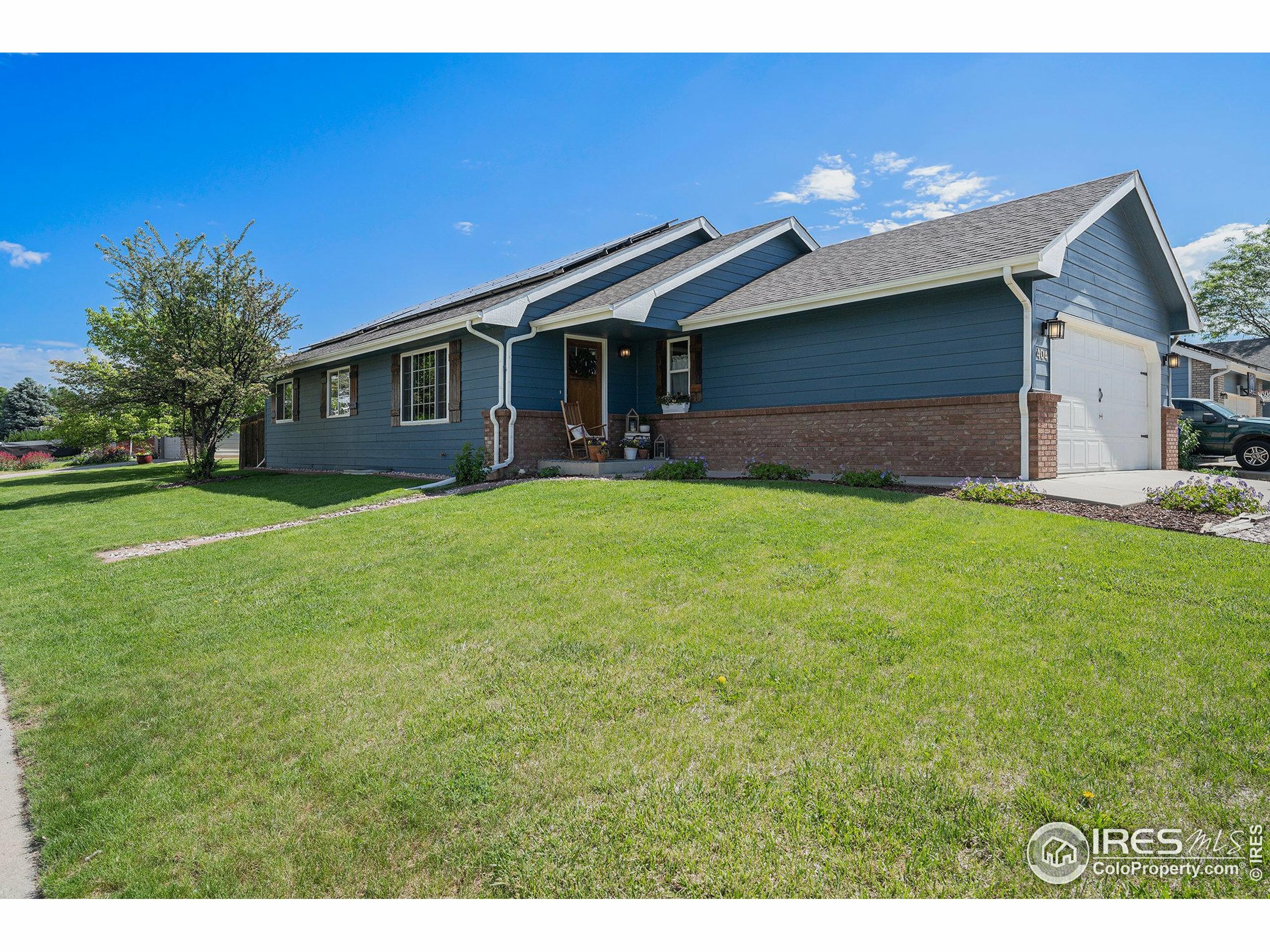 Property Photo: 404 Meadow Dr CO 80550
