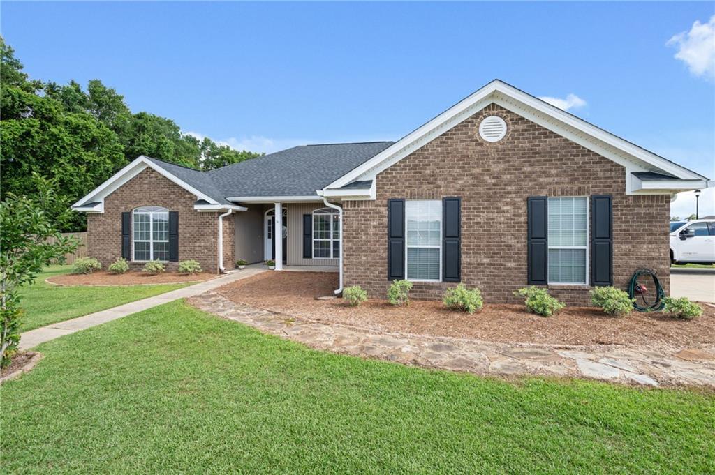 Property Photo: 9049 Labrador Trail AL 36582
