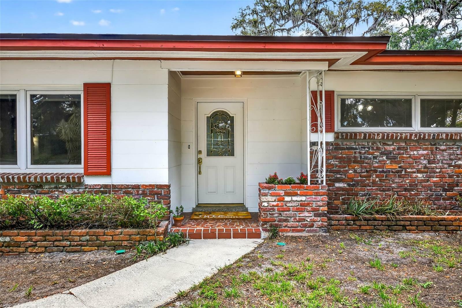 Property Photo:  327 Sunnyside Road  FL 33617 