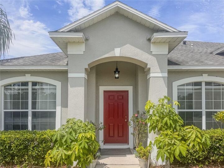 Property Photo:  1637 Mistflower Lane  FL 34787 
