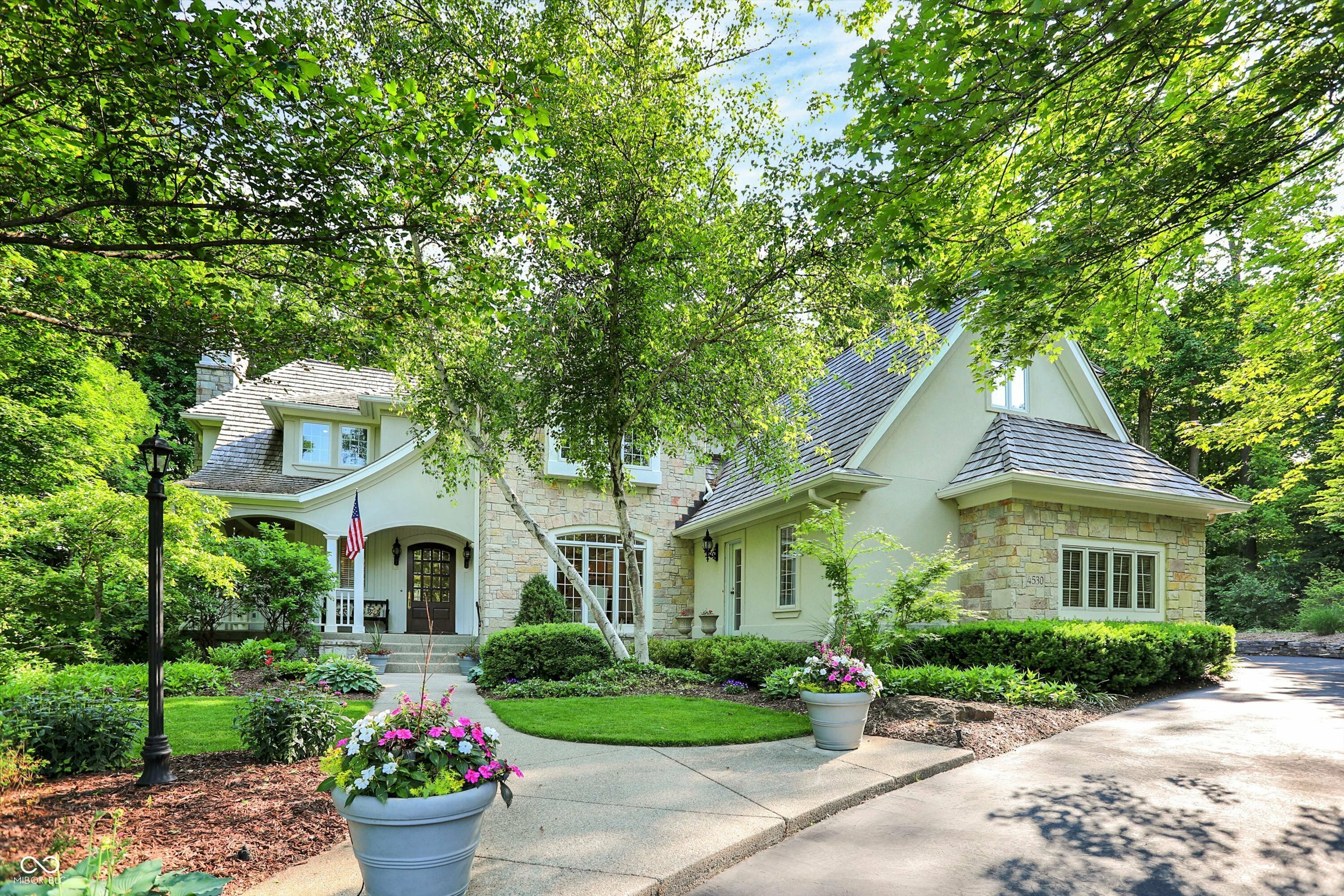 Property Photo: 4530 Chase Oak Court IN 46077