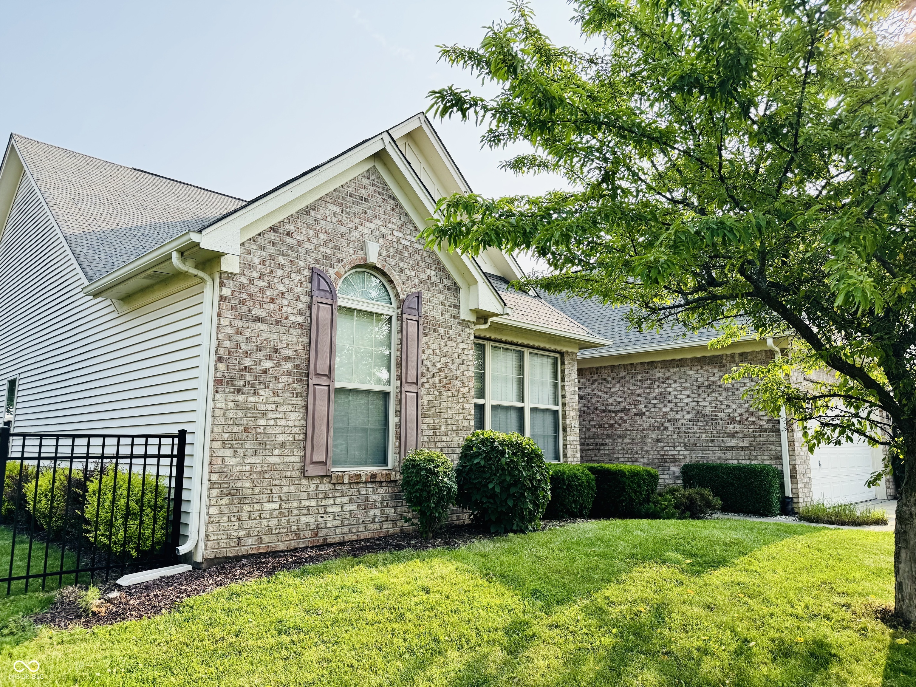 Property Photo: 1176 Everton Court IN 46143