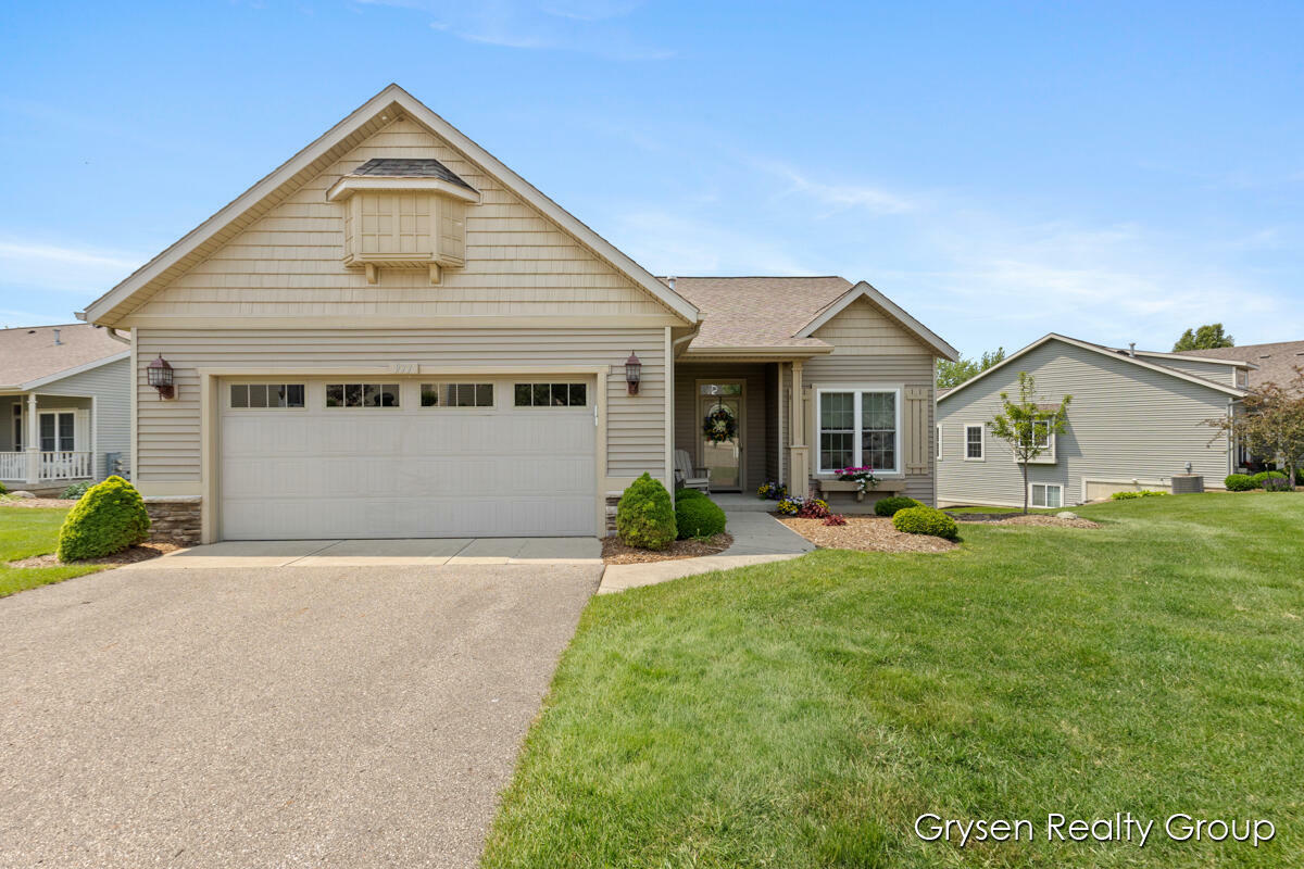 Property Photo: 971 Aberdeen Way MI 49426