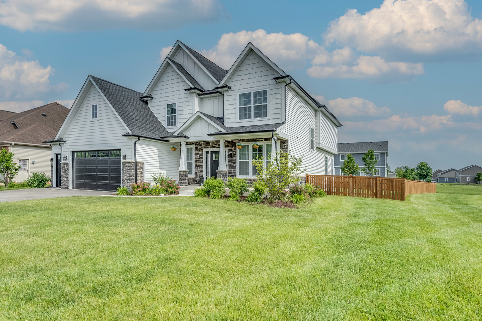 Property Photo:  25320 W Alison Road  IL 60586 