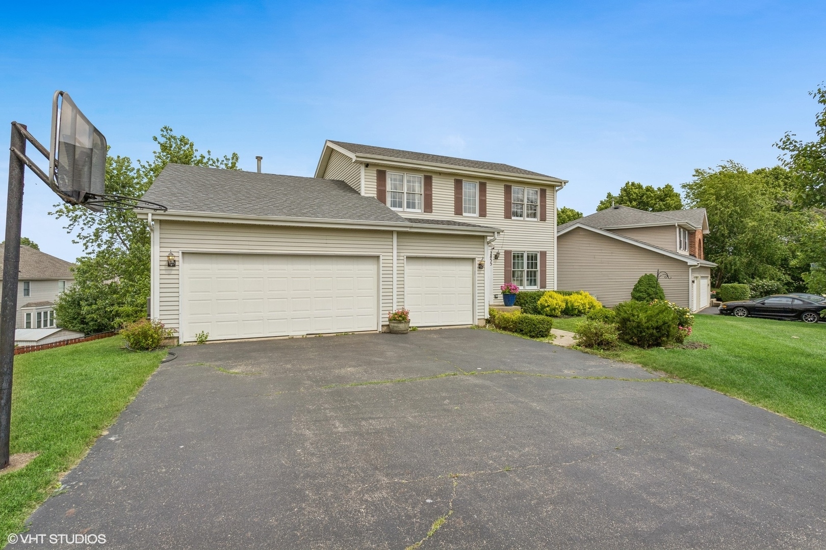 Property Photo: 2855 Weld Road IL 60124