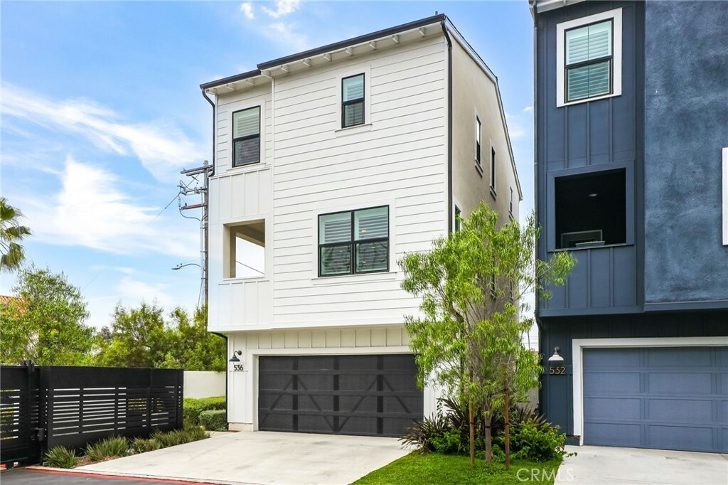 536 Caleigh Lane  Costa Mesa CA 92627 photo