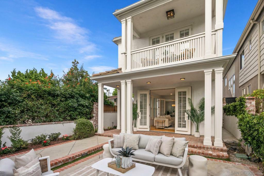 Property Photo: 261 G Ave CA 92118