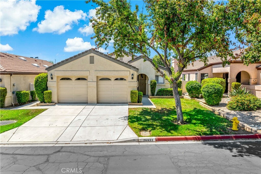 Property Photo: 26933 Via Valdez CA 92585