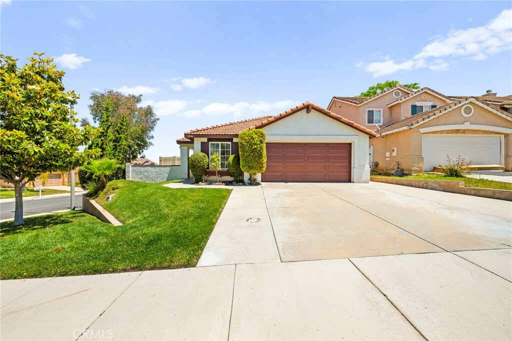 Property Photo: 33546 Maplewood Court CA 92592